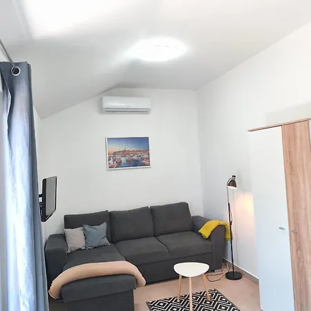 Slanraj Apartamento Jadrtovac